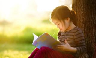 Tips dan Panduan Mengajarkan Anak Membaca dengan Cepat